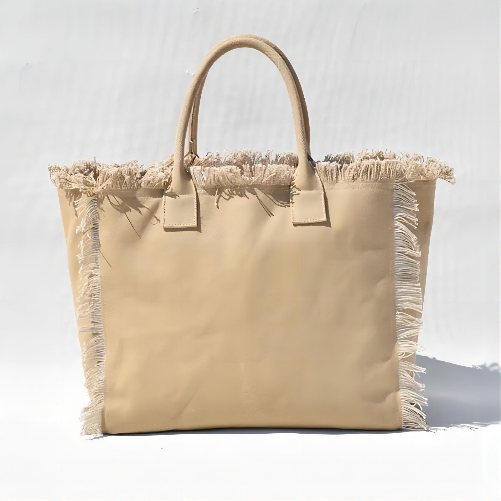 Zephyra Tote