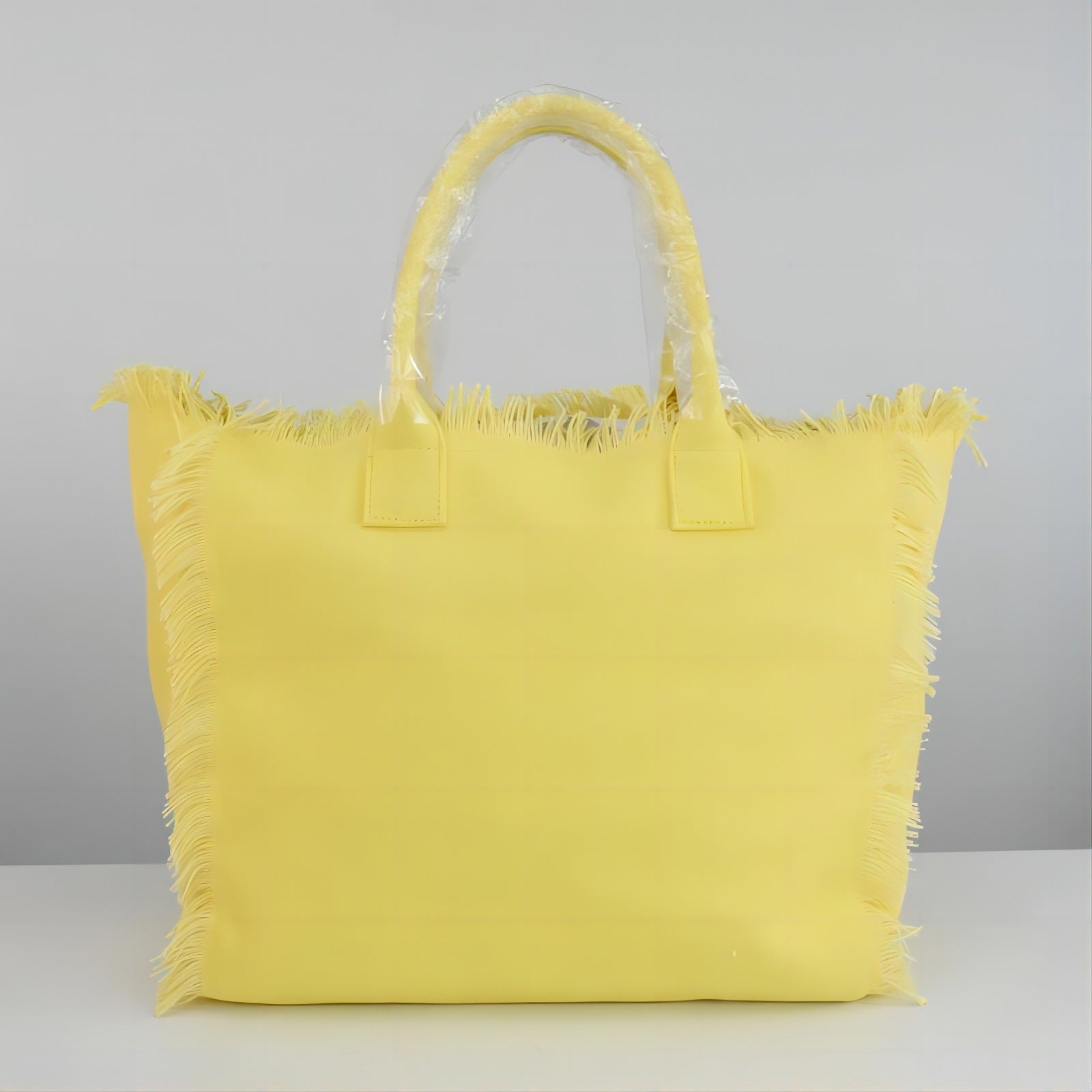 Zephyra Tote