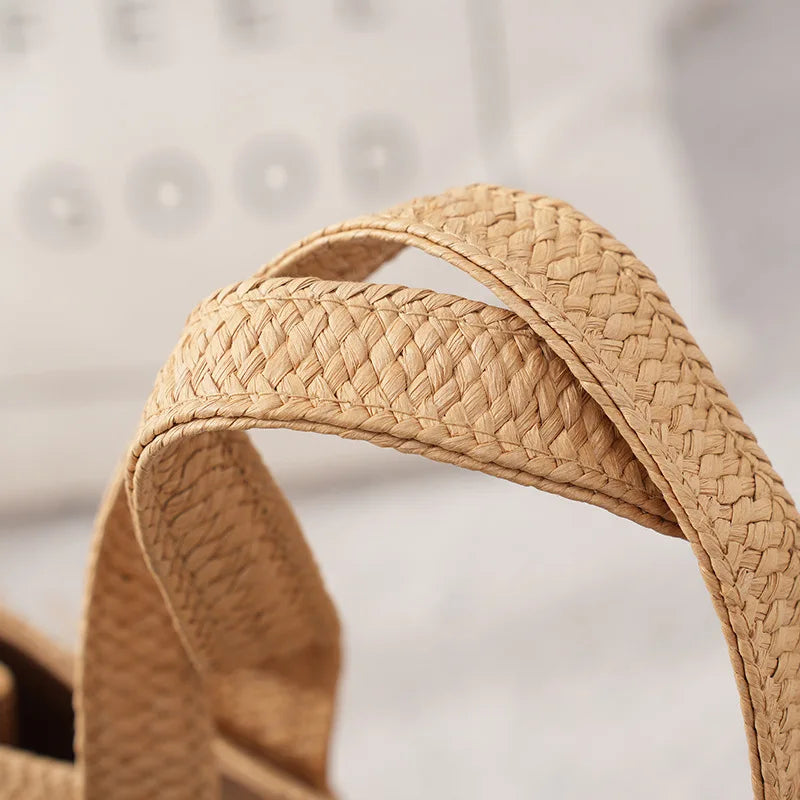 Large Capacity Handmade Straw Tote Bag