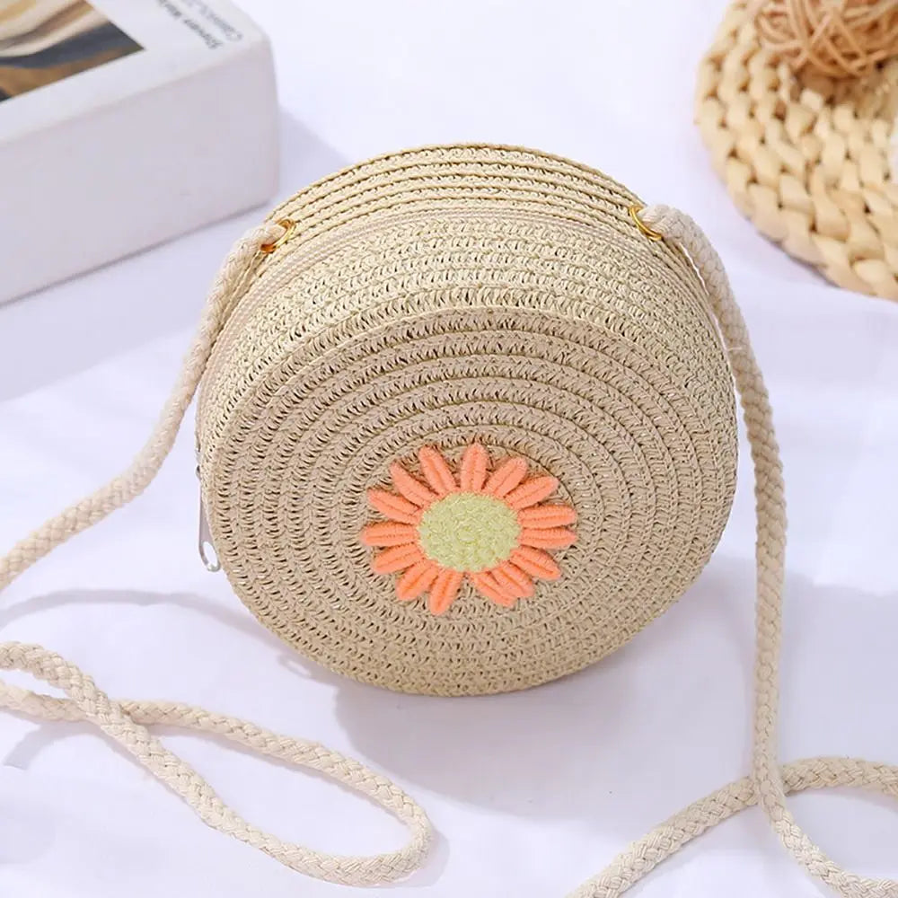 Shell Shape Straw Crossbody Shoulder Bag